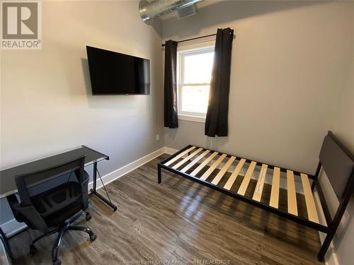 1010 Campbell Avenue, Windsor, ON - Indoor Photo Showing Bedroom