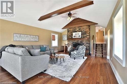 4197 Walkers Line, Burlington, ON - Indoor Photo Showing Living Room With Fireplace