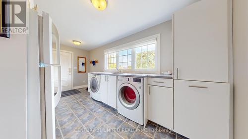 5400 Sutter Creek Dr, Hamilton Township, ON - Indoor Photo Showing Laundry Room