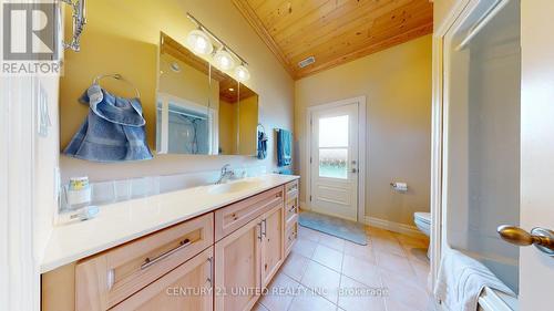 5400 Sutter Creek Dr, Hamilton Township, ON - Indoor Photo Showing Bathroom