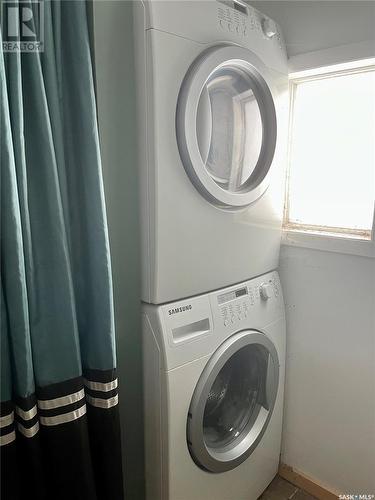 652 Mccallum Avenue, Birch Hills, SK - Indoor Photo Showing Laundry Room