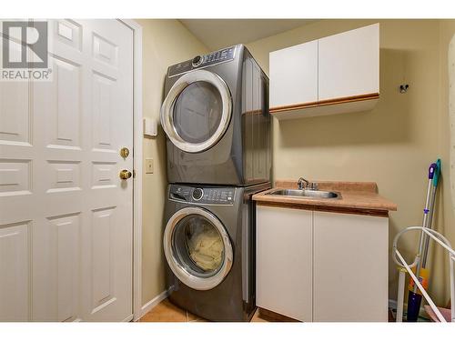2330 Butt Road Unit# 13, Westbank, BC - Indoor Photo Showing Laundry Room