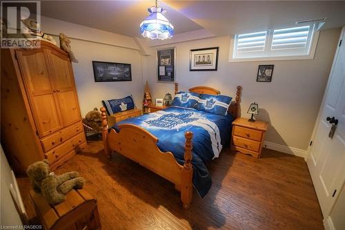 520 Wellington Street E, Mount Forest, ON - Indoor Photo Showing Bedroom
