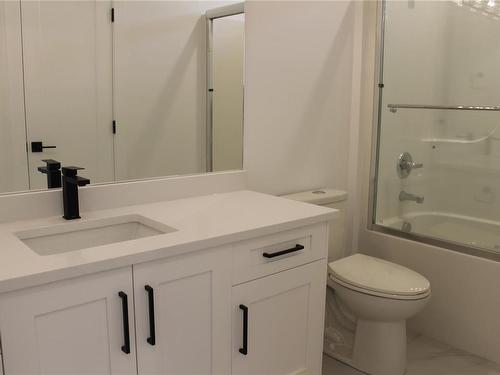 6234 Thomson Terr, Duncan, BC - Indoor Photo Showing Bathroom