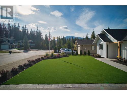 2863 Golf Course Drive, Blind Bay, BC - Outdoor
