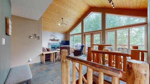 4315 Lakeview Drive, Cranbrook, BC - Indoor Photo Showing Other Room