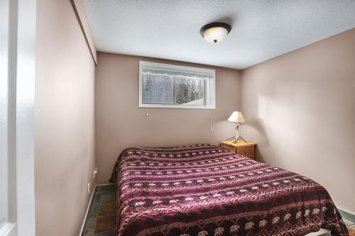 4315 Lakeview Drive, Cranbrook, BC - Indoor Photo Showing Bedroom