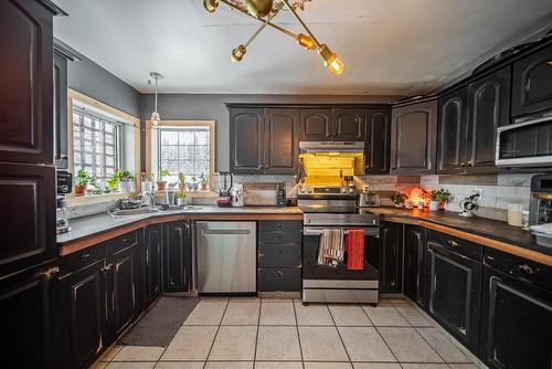 709 King Street, Cranbrook, BC - Indoor Photo Showing Kitchen