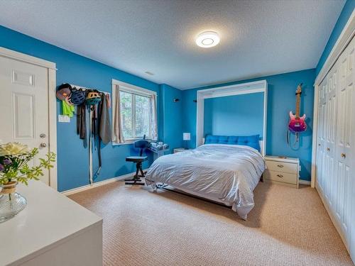 26-40 Kestrel Place, Vernon, BC - Indoor Photo Showing Bedroom