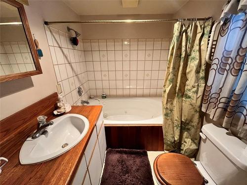 1453 Summers Creek Road, Princeton, BC - Indoor Photo Showing Bathroom