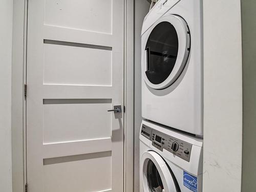Salle de lavage - 307-1212 Rue Bishop, Montréal (Ville-Marie), QC - Indoor Photo Showing Laundry Room