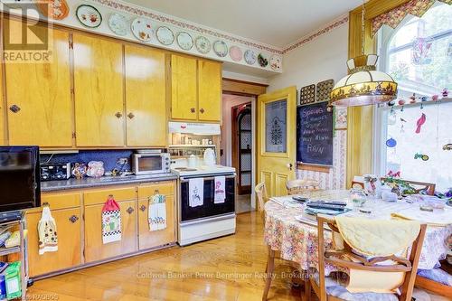 538 Queen Street N, Arran-Elderslie (Arran Elderslie), ON - Indoor Photo Showing Kitchen