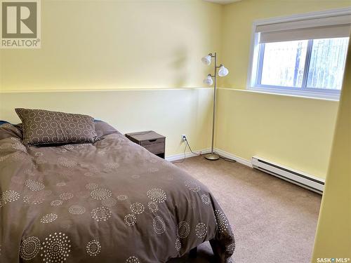 460 5Th Street E, Shaunavon, SK - Indoor Photo Showing Bedroom