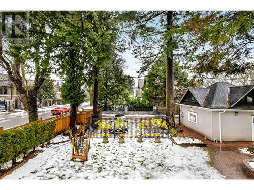 4355 Granville Street, Vancouver, BC - Outdoor