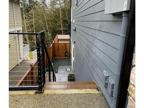 6423 Hopkins Crt, Sooke, BC - Outdoor With Exterior