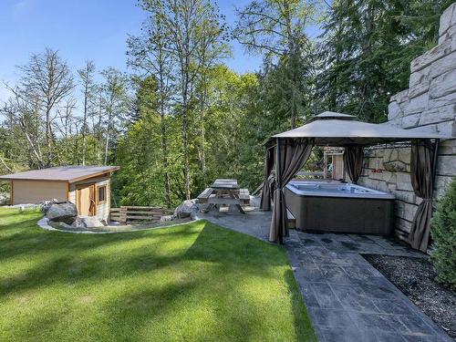 6423 Hopkins Crt, Sooke, BC - Outdoor With Backyard