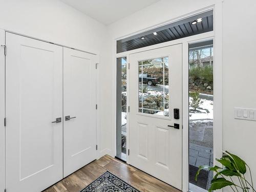 6423 Hopkins Crt, Sooke, BC - Indoor Photo Showing Bedroom