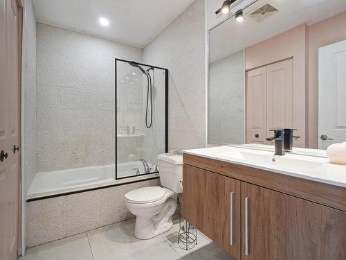 Salle de bains - 403-5600 Rue Briand, Montréal (Le Sud-Ouest), QC - Indoor Photo Showing Bathroom