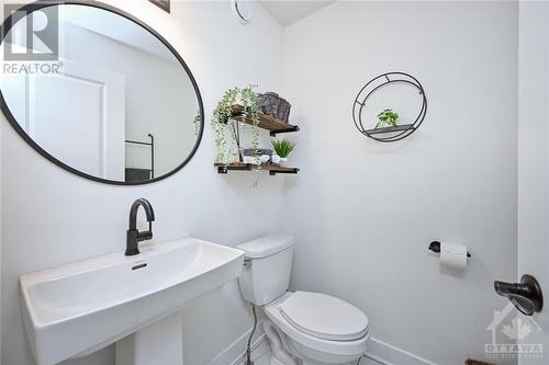 196 Bristol Crescent, Kemptville, ON - Indoor Photo Showing Bathroom