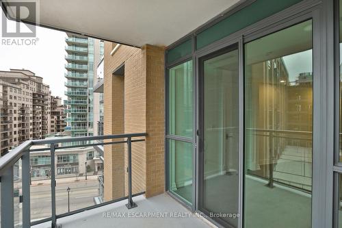 611 - 2060 Lakeshore Road, Burlington, ON - Outdoor With Balcony With Exterior