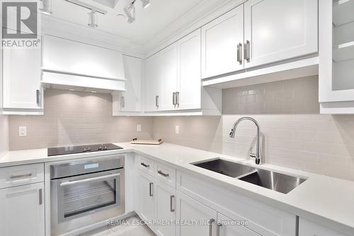 #611 -2060 Lakeshore Rd, Burlington, ON - Indoor Photo Showing Kitchen With Double Sink With Upgraded Kitchen