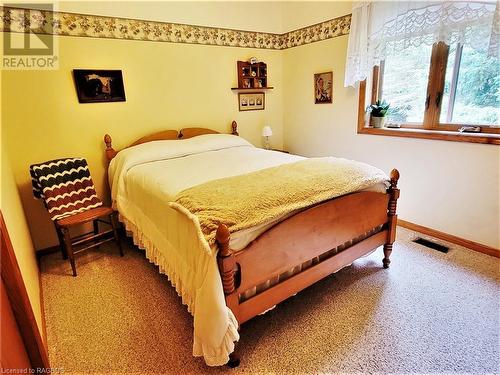 193173 30 Sideroad, West Grey, ON - Indoor Photo Showing Bedroom