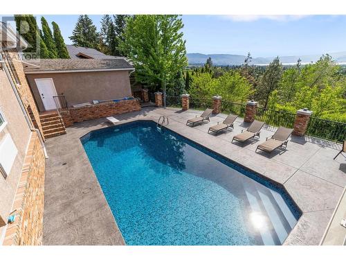 3380 Neid Road, Kelowna, BC - Outdoor With In Ground Pool