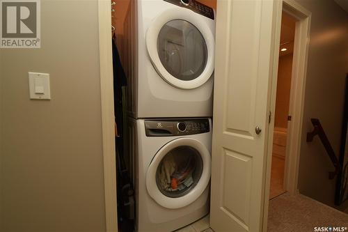1318 Empress Avenue, Saskatoon, SK - Indoor Photo Showing Laundry Room