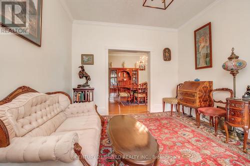 62 Queen St, Trent Hills, ON - Indoor Photo Showing Living Room