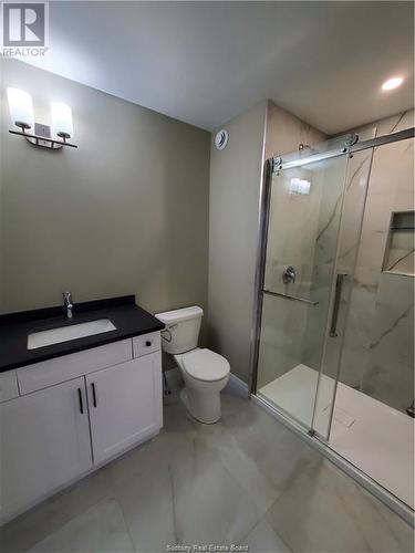 4343 Larocque Avenue, Val Caron, ON - Indoor Photo Showing Bathroom