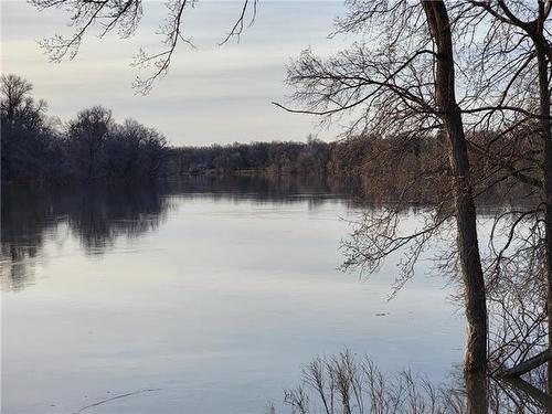 4 River Lane, Winnipeg, MB - Outdoor With Body Of Water With View