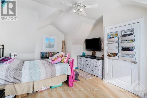 71 Temperance Lake Road, Athens, ON - Indoor Photo Showing Bedroom