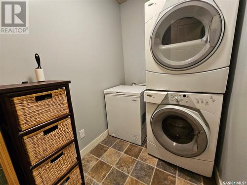 32 701 Mcintosh Street E, Swift Current, SK - Indoor Photo Showing Laundry Room
