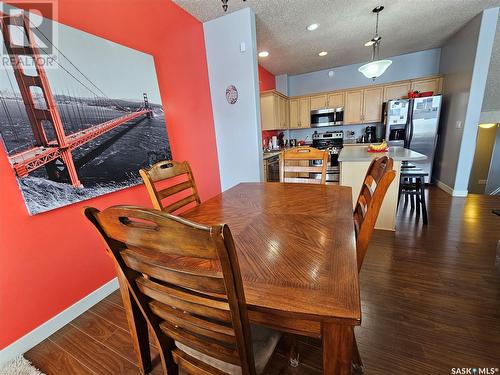 32 701 Mcintosh Street E, Swift Current, SK - Indoor Photo Showing Dining Room