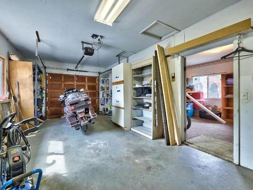 733 Durango Drive, Kamloops, BC - Indoor Photo Showing Garage