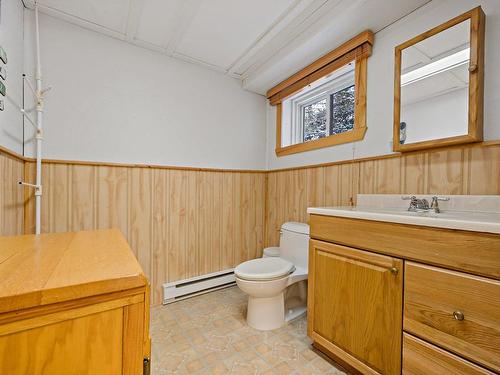 Bathroom - 390 Ch. Beaubien, Nominingue, QC - Indoor Photo Showing Bathroom