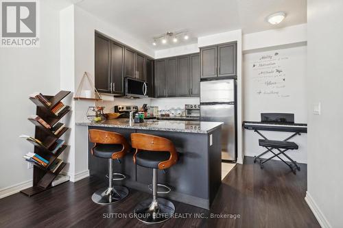 #1512 -9245 Jane St, Vaughan, ON - Indoor Photo Showing Kitchen With Stainless Steel Kitchen