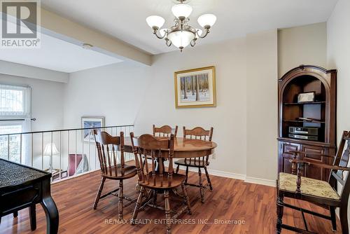 #136 -2315 Bromsgrove Rd, Mississauga, ON - Indoor Photo Showing Dining Room