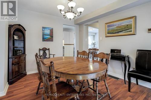 #136 -2315 Bromsgrove Rd, Mississauga, ON - Indoor Photo Showing Dining Room