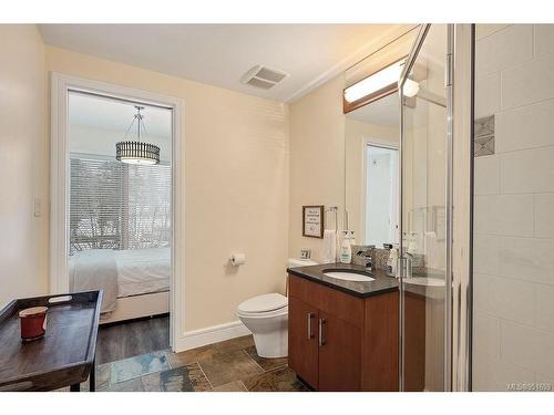 317-1335 Bear Mountain Pkwy, Langford, BC - Indoor Photo Showing Bathroom