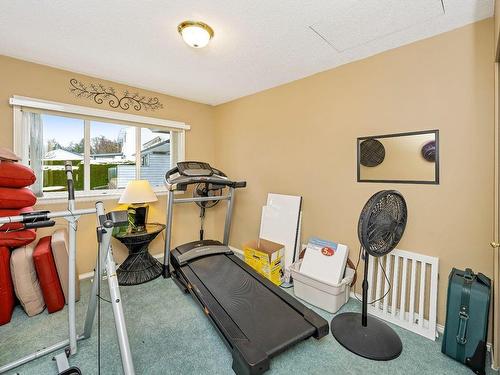 2517 Trillium Terr, Duncan, BC - Indoor Photo Showing Gym Room