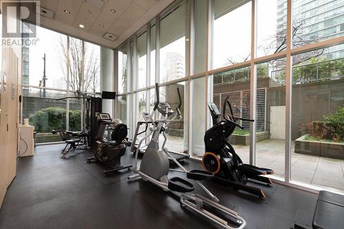 1503 1710 Bayshore Drive, Vancouver, BC - Indoor Photo Showing Gym Room