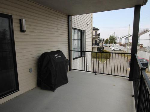 Balcon - 18022 Rue Roland-Ouellette, Mirabel, QC - Outdoor With Exterior