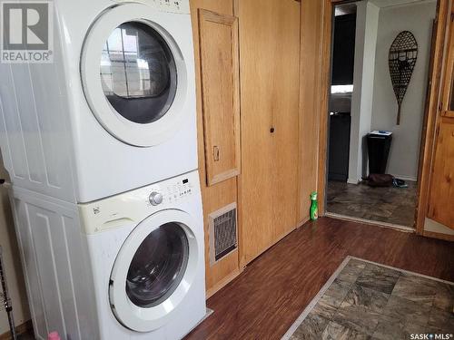 10 Bantry Street, Lanigan, SK - Indoor Photo Showing Laundry Room