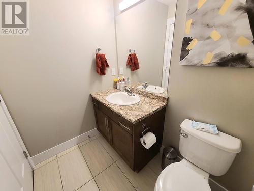311 11205 105 Avenue, Fort St. John, BC - Indoor Photo Showing Bathroom