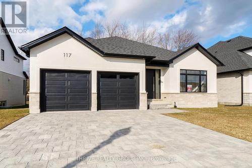 117 Aspen Circle, Thames Centre, ON - Outdoor