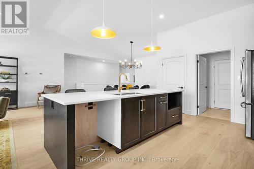 #15 -1080 Upperpoint Ave, London, ON - Indoor Photo Showing Kitchen
