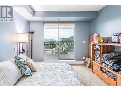 2040 Springfield Road Unit# 807, Kelowna, BC - Indoor Photo Showing Bedroom