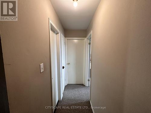 #52 -16 Rexdale, Toronto, ON - Indoor Photo Showing Other Room