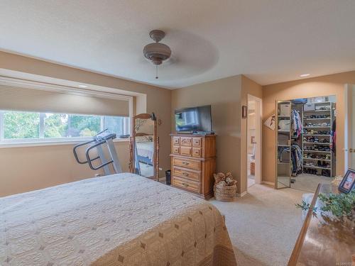 253 Garner Cres, Nanaimo, BC - Indoor Photo Showing Bedroom
